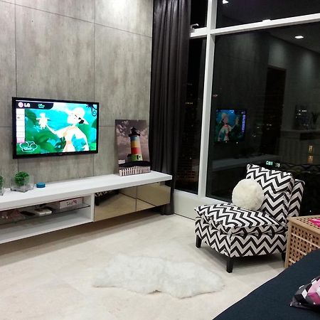 Kl101​ ​Service Suite​ ​​At Soho Suites Klcc Куала-Лумпур Экстерьер фото
