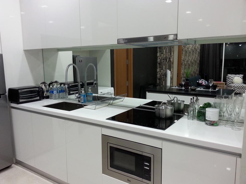 Kl101​ ​Service Suite​ ​​At Soho Suites Klcc Куала-Лумпур Экстерьер фото