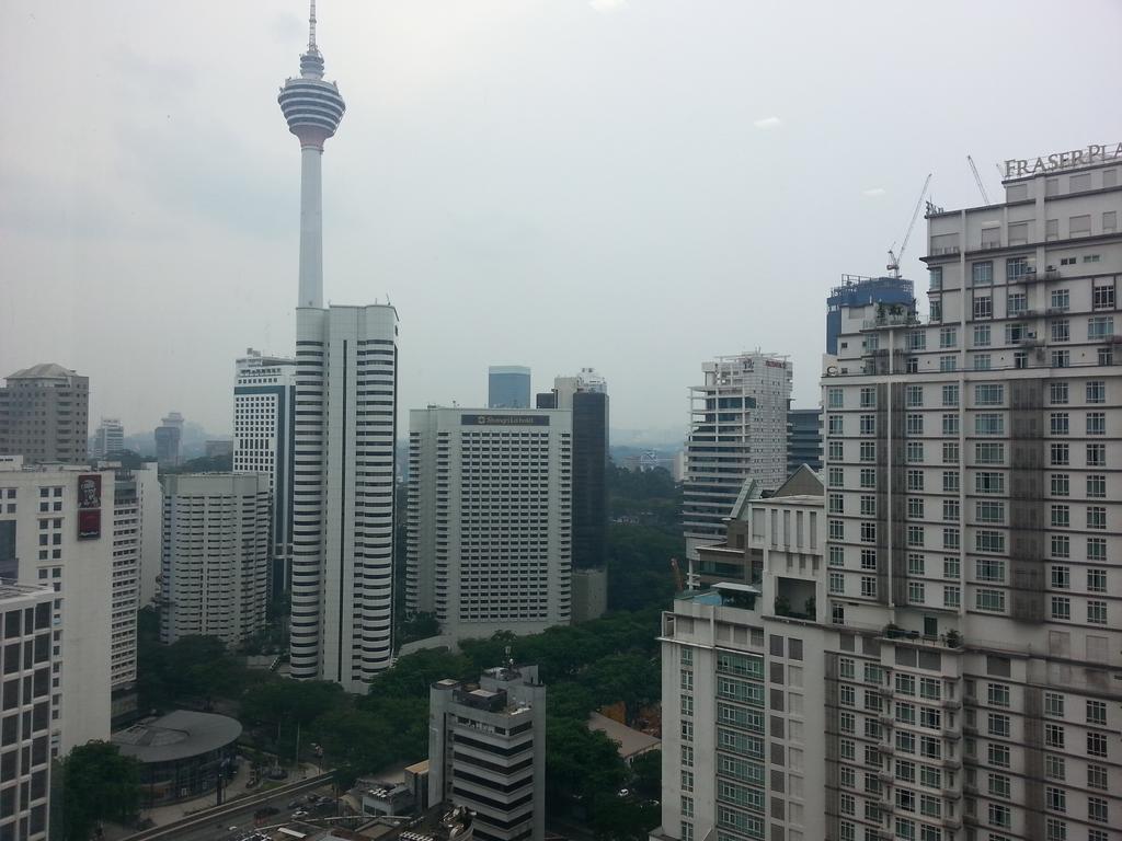Kl101​ ​Service Suite​ ​​At Soho Suites Klcc Куала-Лумпур Экстерьер фото